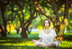 爱游戏在线服务-德国女足惊险获胜，晋级之路一触即发，德国女足球队