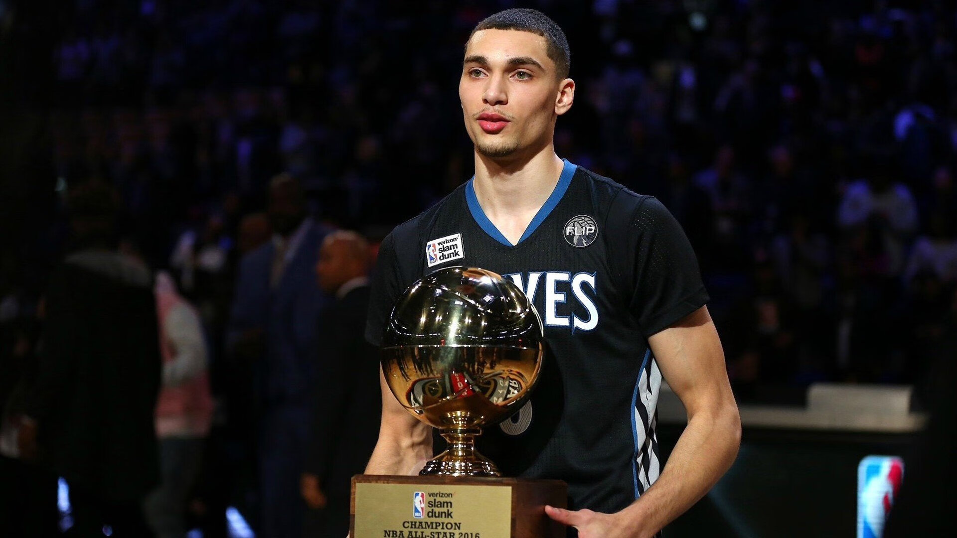 乔治发挥快船完胜魔术